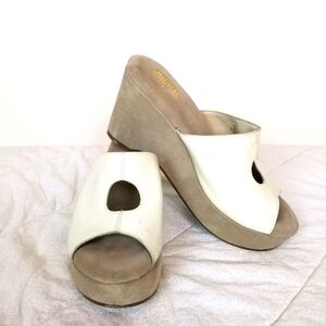 Natural Comfort white leather wide band platform sandals circle cutout detail 10